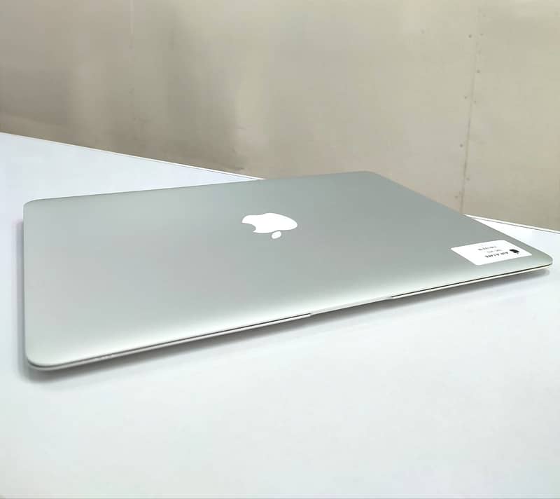 Apple MacBook Air (13-inch, 2017)  A+++ at ABID COMPUTERS MULTAN 11