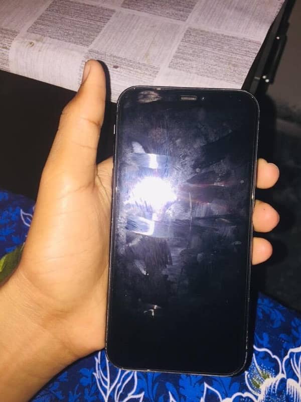 iPhone 11 64gb 4