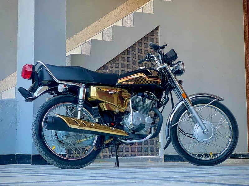 Honda 125 GOLD edition 5