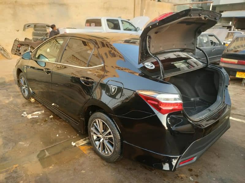 Toyota Corolla Altis 2018 9