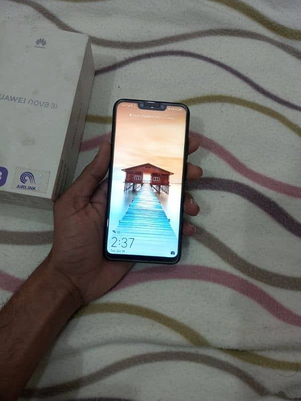 Huawei Nova 3i 4/128GB Full Box 1