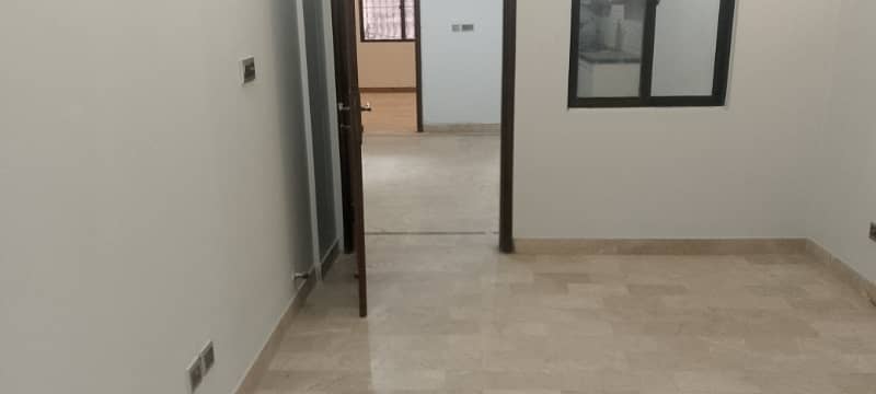 Apartment for rent 2 bed dd 950 sq feet badar commercial defense phase 5 Karachi 11