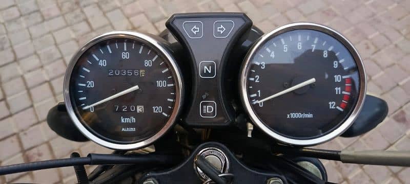 Suzuki GS150 Excellent Condition 4