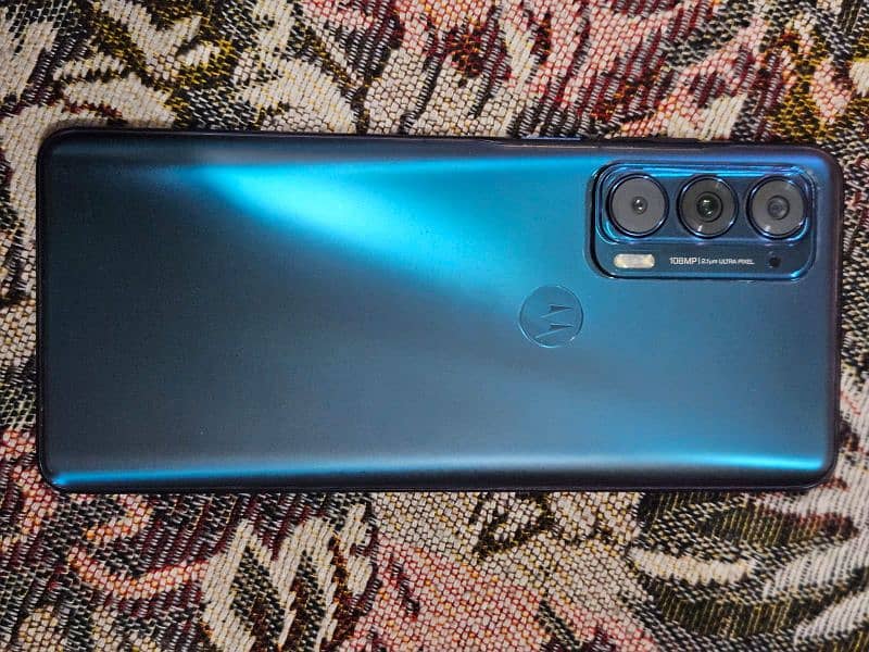 MOTOROLA EDGE 2021 1