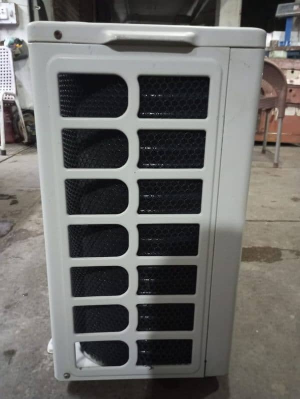 Orient DC Inverter 1.5 Ton 8