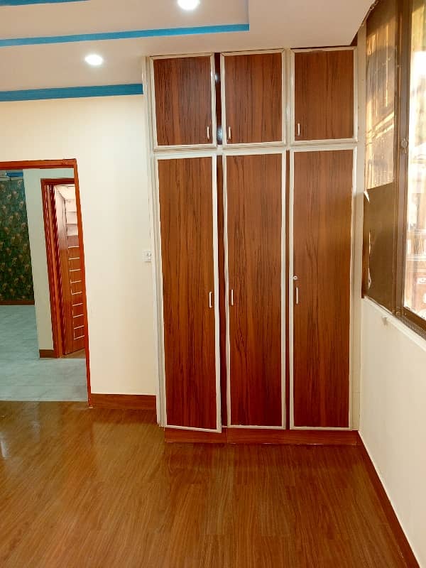 2 Bed TV Lounge Kitchen Flat For Rent 7