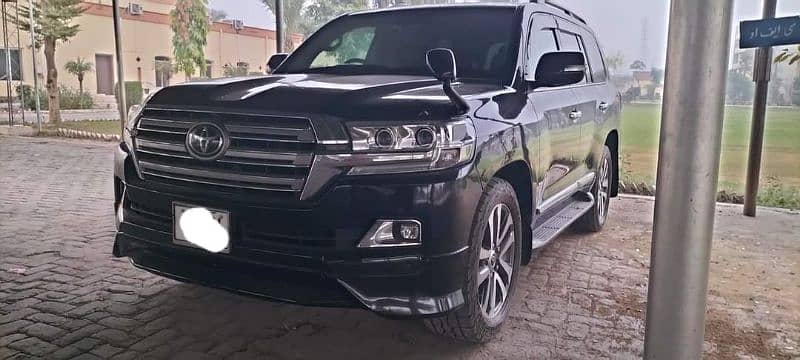 Toyota Land Cruiser 2015 orignal shape 1