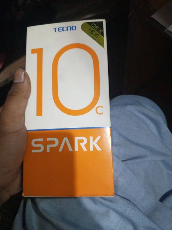 Tecno spark 10 c for sale 4+4/128gb 4