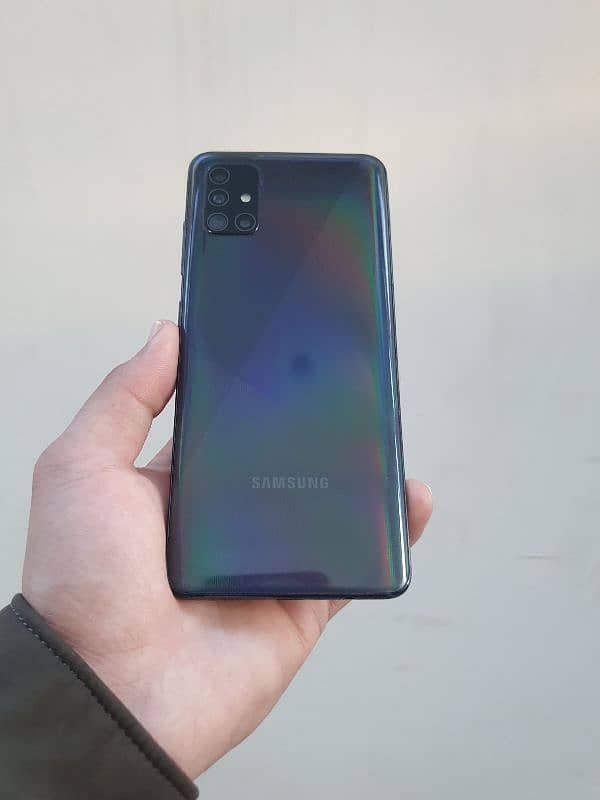 Samsung Galaxy A51 1