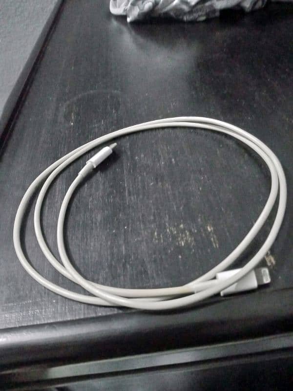 Apple orginal charger 7