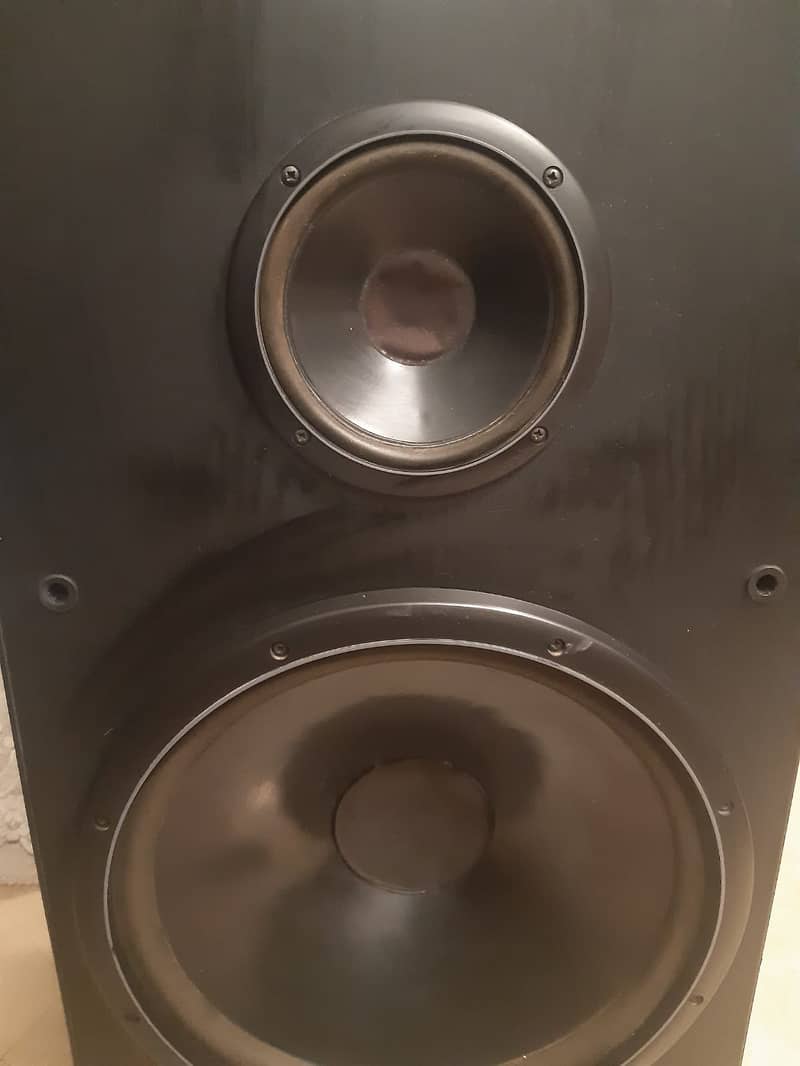 INFINITYS SPESAKERS SM 150 MODEL BLACK COLOR 15 INCH WOOFER 4