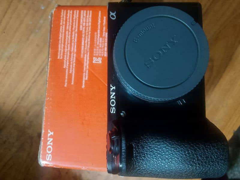 A6500 Sony mirror less cam only Body with box 1