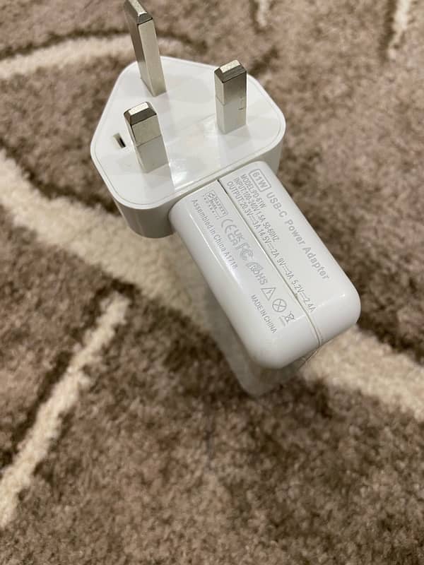 Apple Macbook Laptop 61W Charger Type C 1