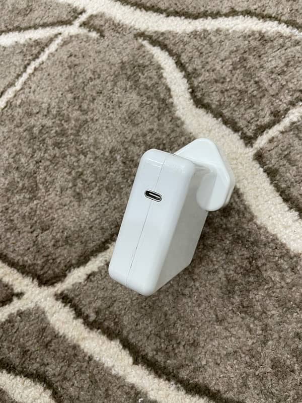 Apple Macbook Laptop 61W Charger Type C 2