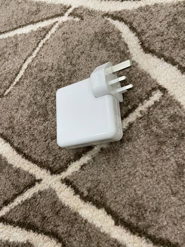 Apple Macbook Laptop 61W Charger Type C 3