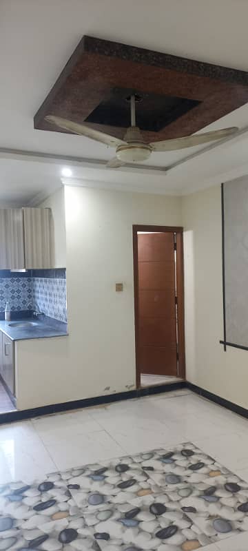 Studio flat for for rent 4