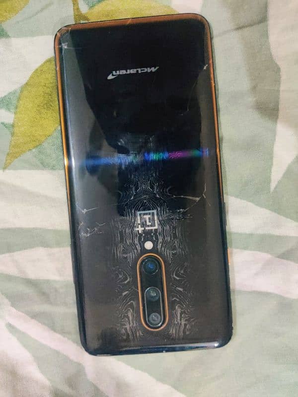 OnePlus 7t pro McLaren 1