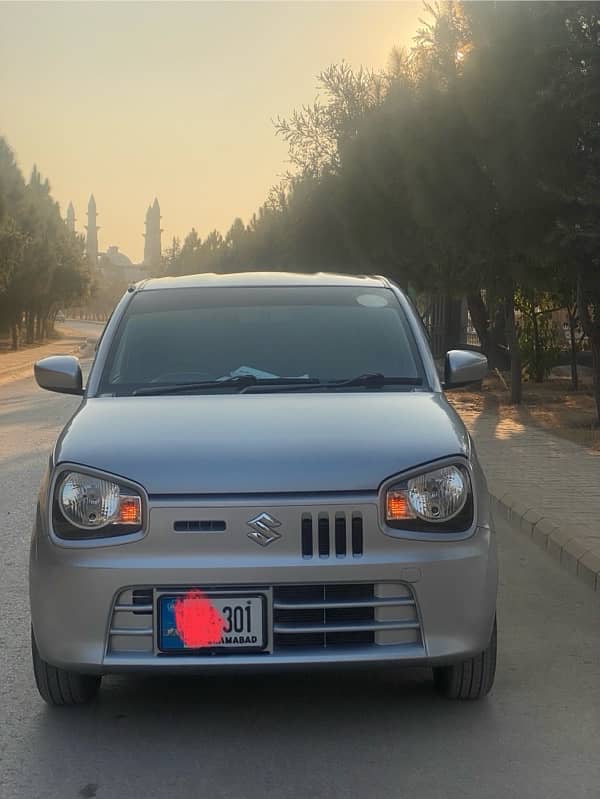 Suzuki Alto 2022 Automatic Silver 1