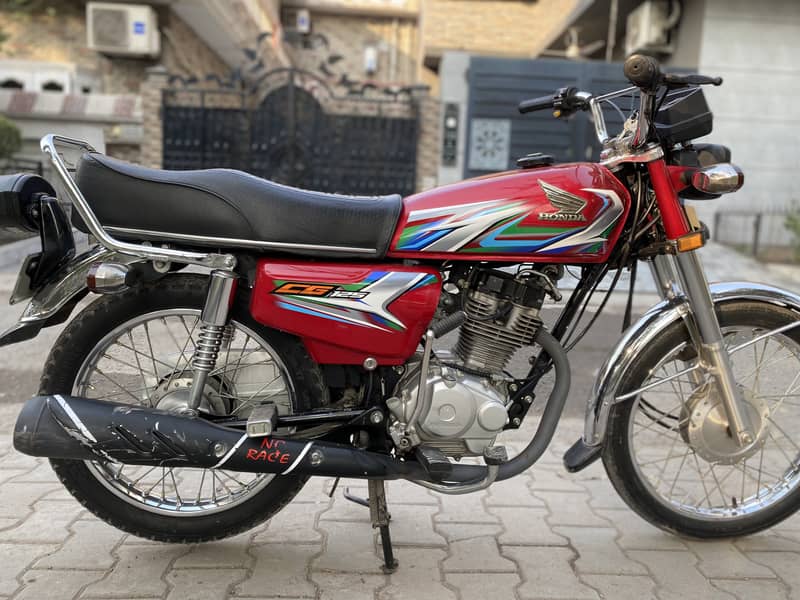 HONDA CG125 2023 | HONDA in BIKES | SUPER LUSH CONDITION | LESS DRIVE 0