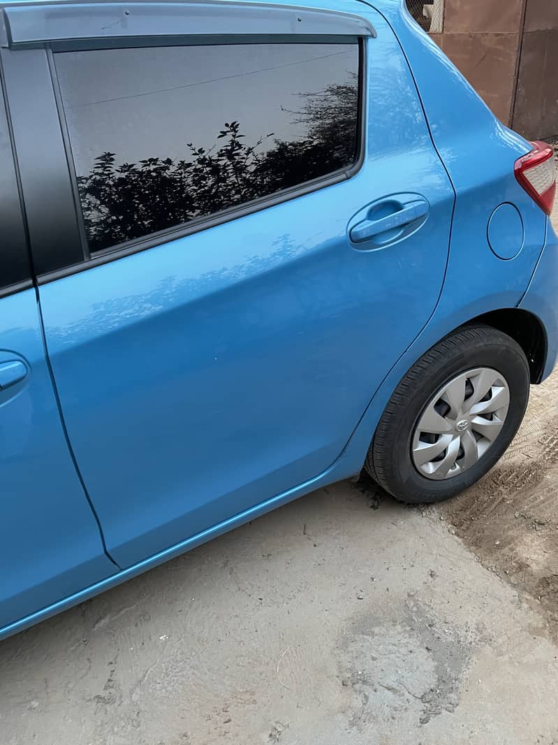 Toyota Vitz 2018 4