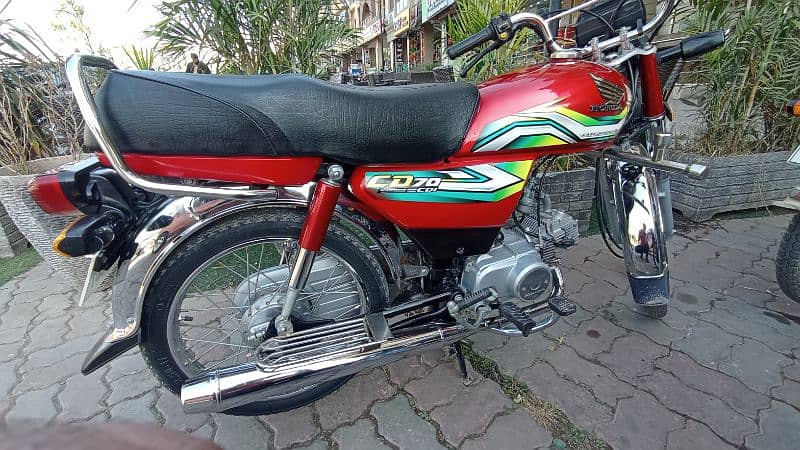 Honda cd 70  model 2023 All is ok isl num registred 5