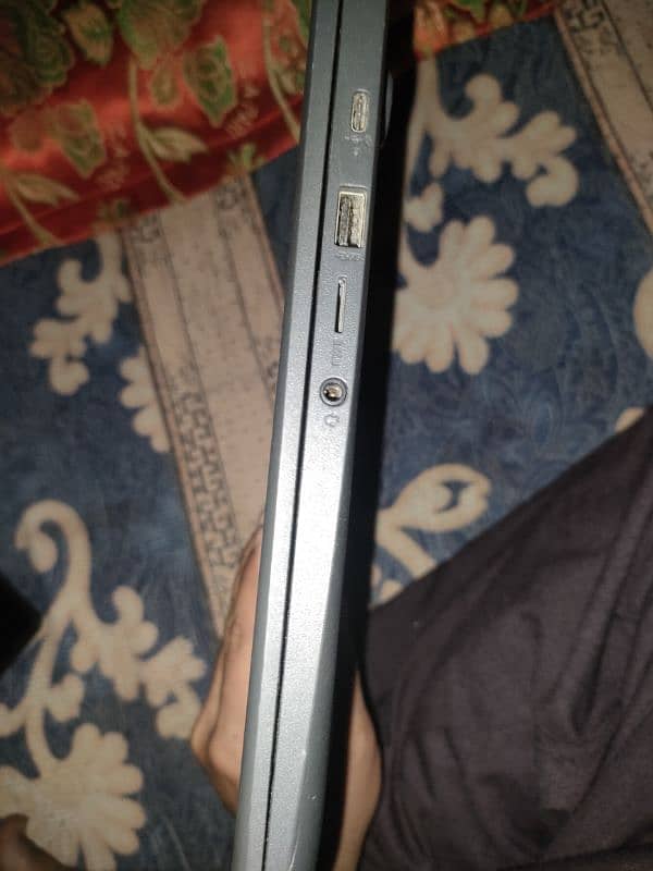 Laptop 3