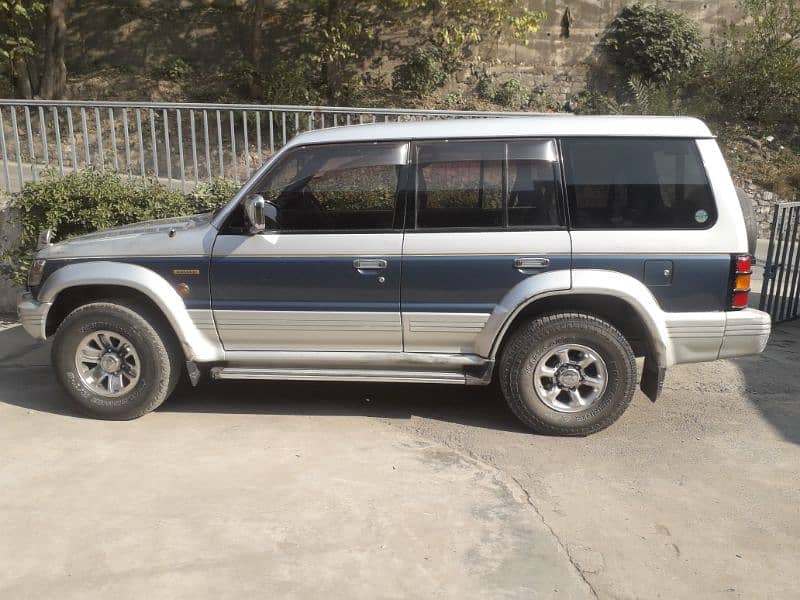 Mitsubishi Pajero 1993 0