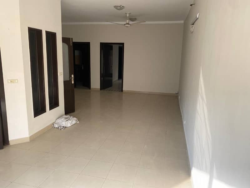 8 Marla House for Sale in Safari Block Sector B Bahria Town Lahore 9