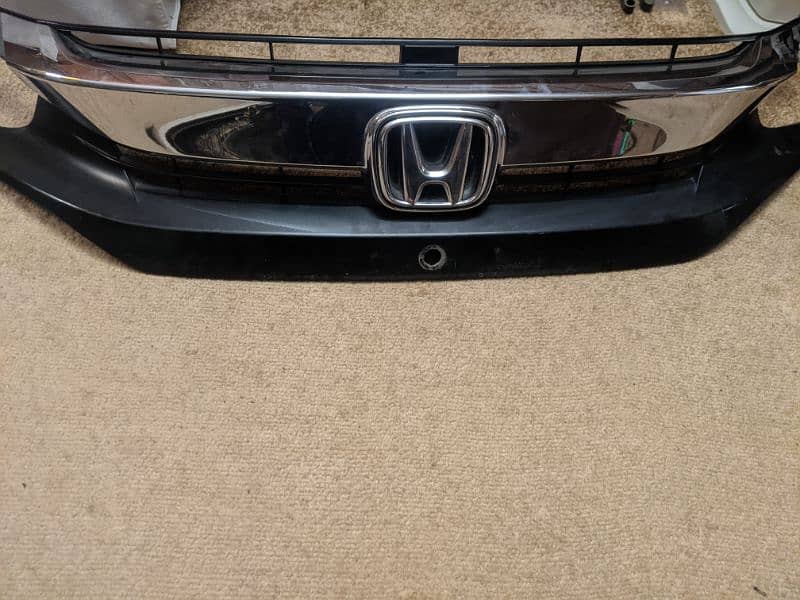 Honda Civic X 2019 original Grill with Logo. 9/10 comfition 0