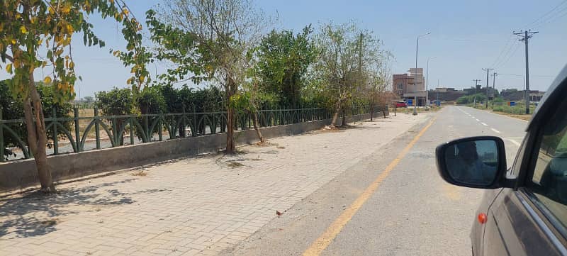 10 Marla FACING PARK PLOT for Sale in Orchard Block in Paragon City Lahore Cantt 10