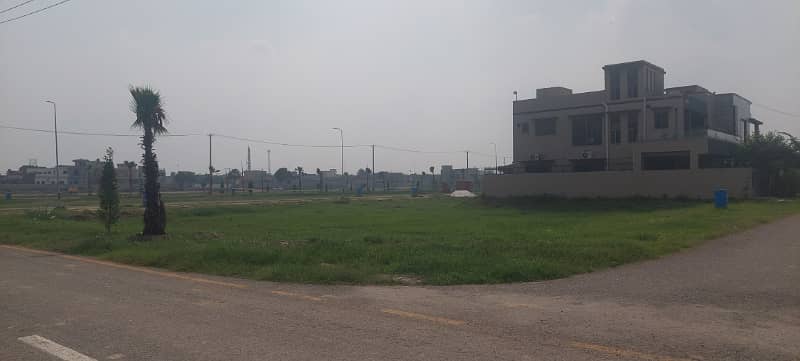 10 Marla Ready To Build Plot For Sale In Orchard Block In Paragon City Lahore Cantt 13