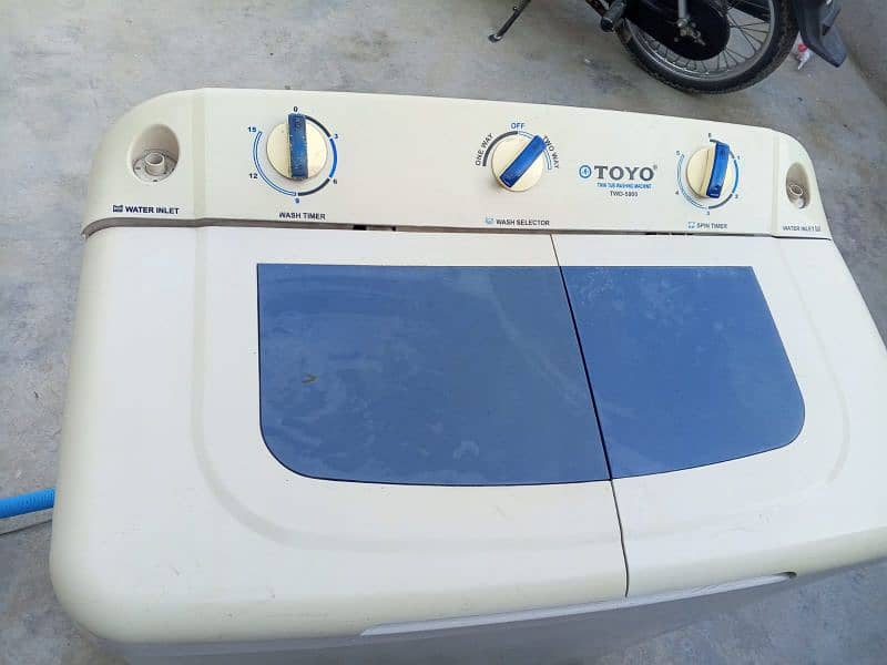 urgent Sell washing + dryer Machine TOYO Company 1