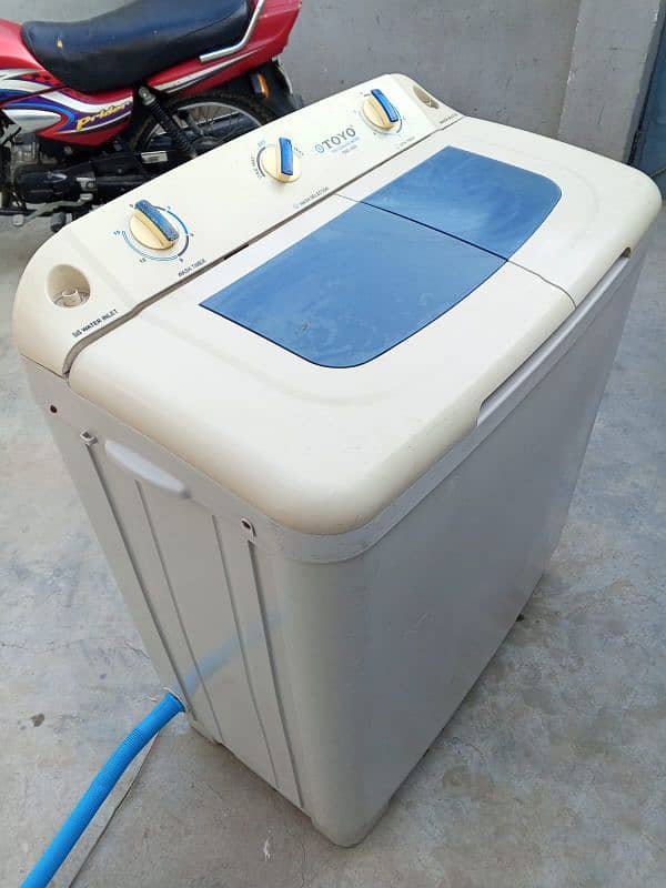 urgent Sell washing + dryer Machine TOYO Company 2