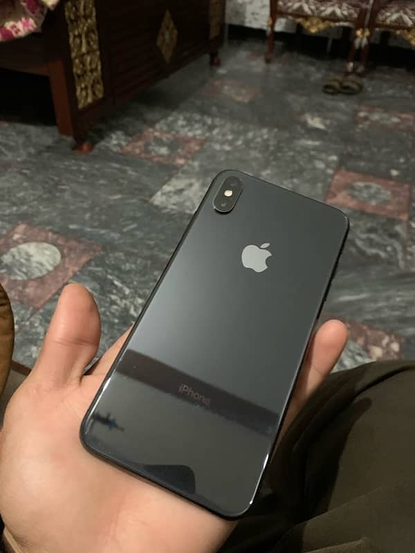 I phone xs max 64 gb 5