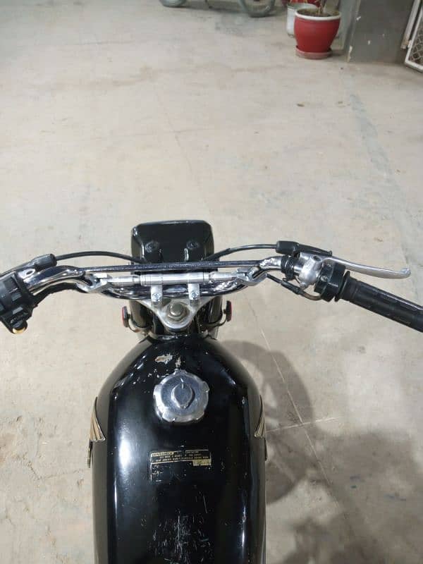 Honda 125 completely original condition 03122951040 12