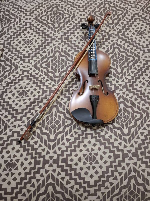 aileen 4/4 violin. only a week used ( 03043333824 ] 5