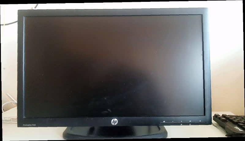 Hp Monitor, Screen. Second hand 23inches . High Display 0