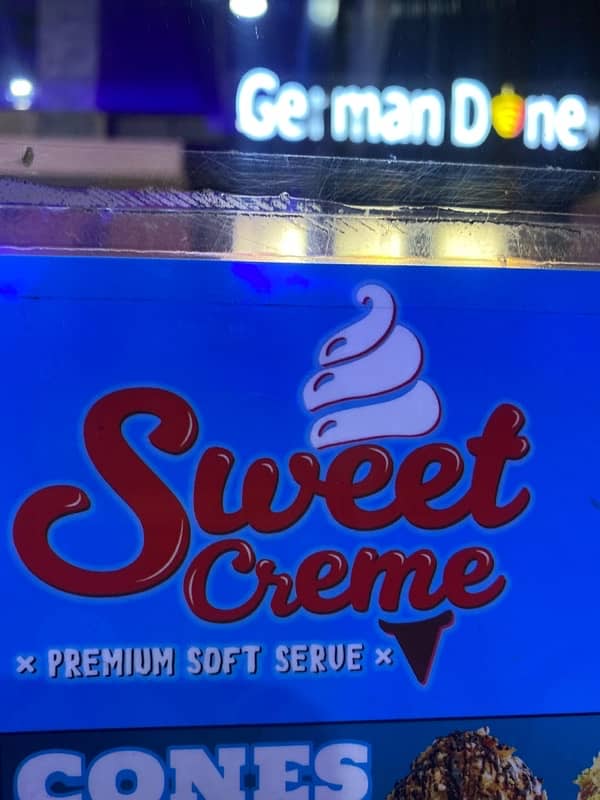 sweet creme hiring read description 0