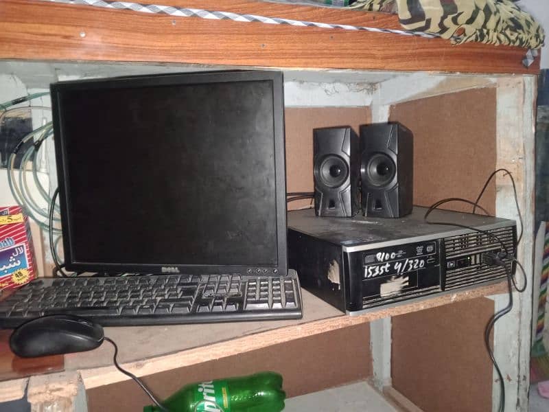 contect me03444337830 computer for sale 500gb hard drive ha 4GB ram ha 1