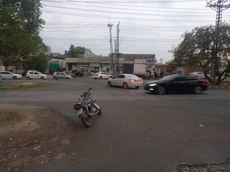 Corner Plot For Sale In Johar Town Block Q 4