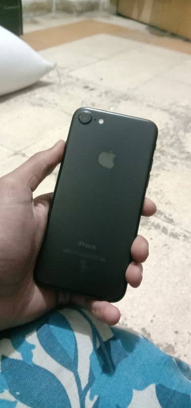 Iphone 7(32GB) 1