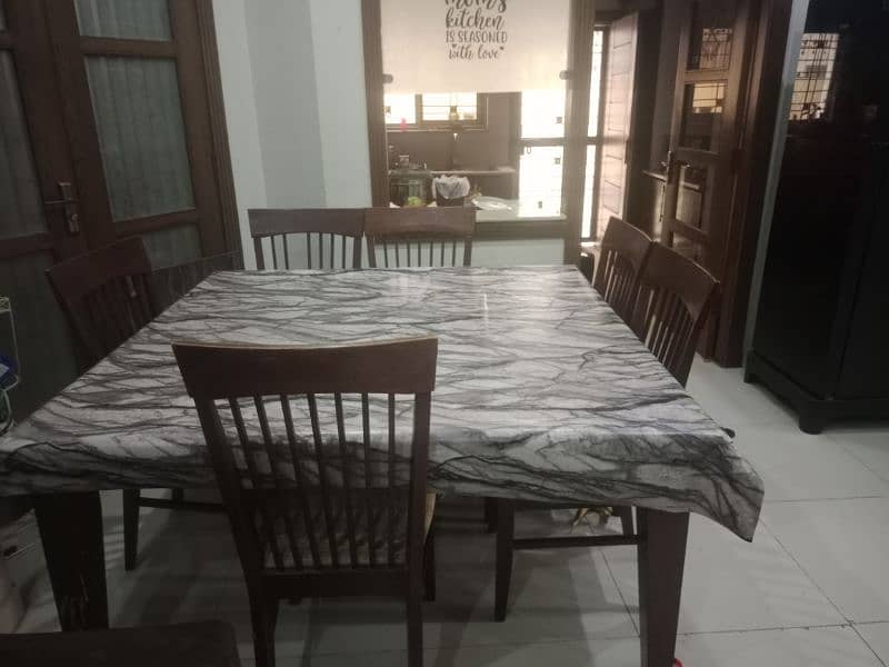 imported dinning table for urgent sale 1