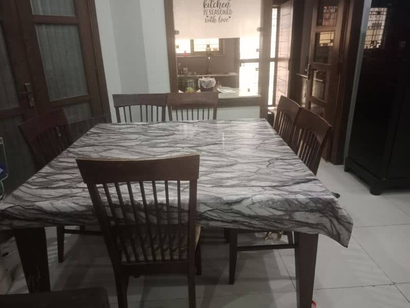 imported dinning table for urgent sale 2