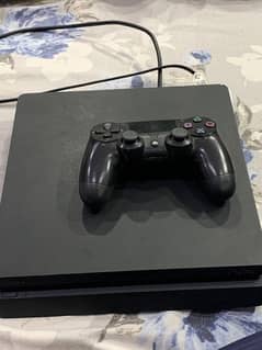 ps 4 slim