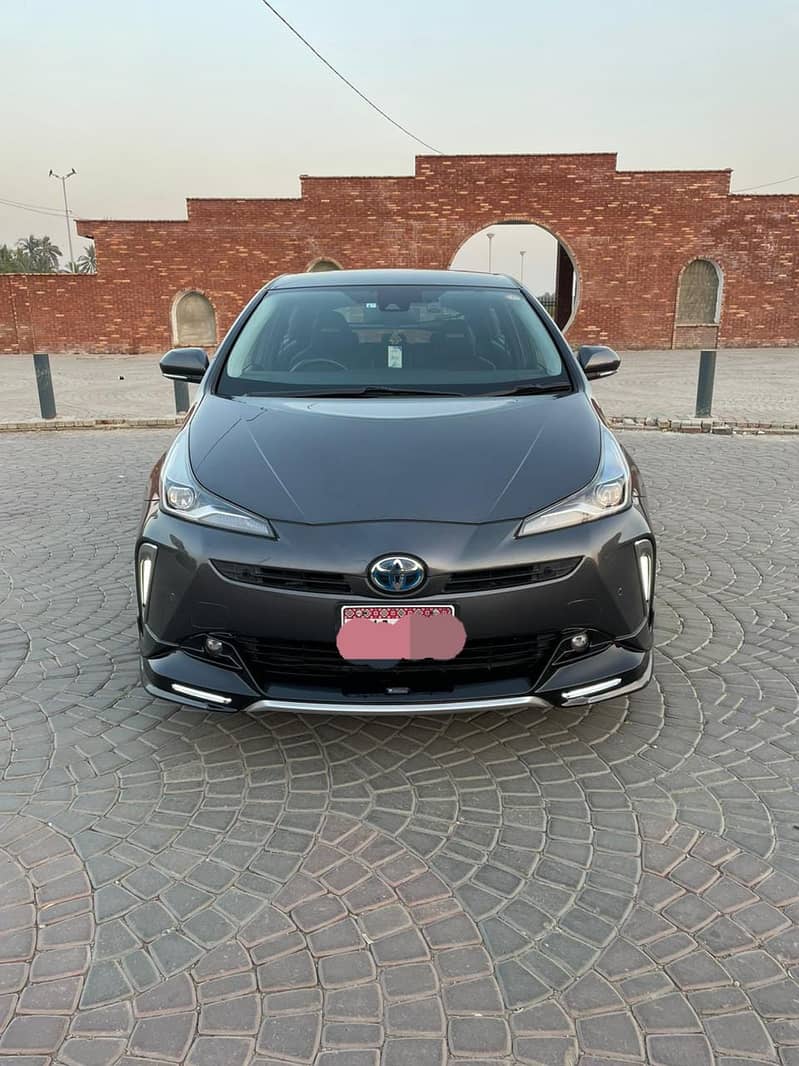 Toyota Prius S Touring Selection 2019 0