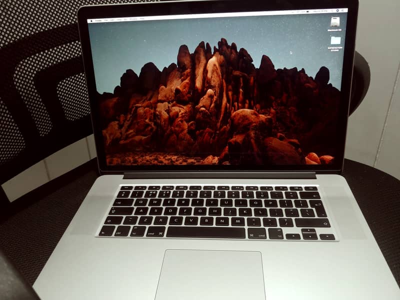 Macbook pro i7 mid 2015 2