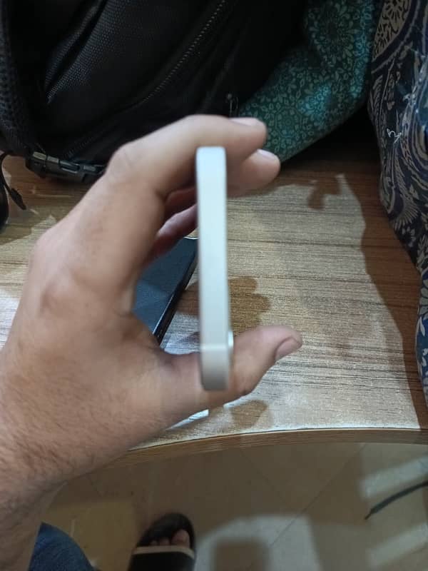 iPhone 12 FU Non PTA 100 Health 5