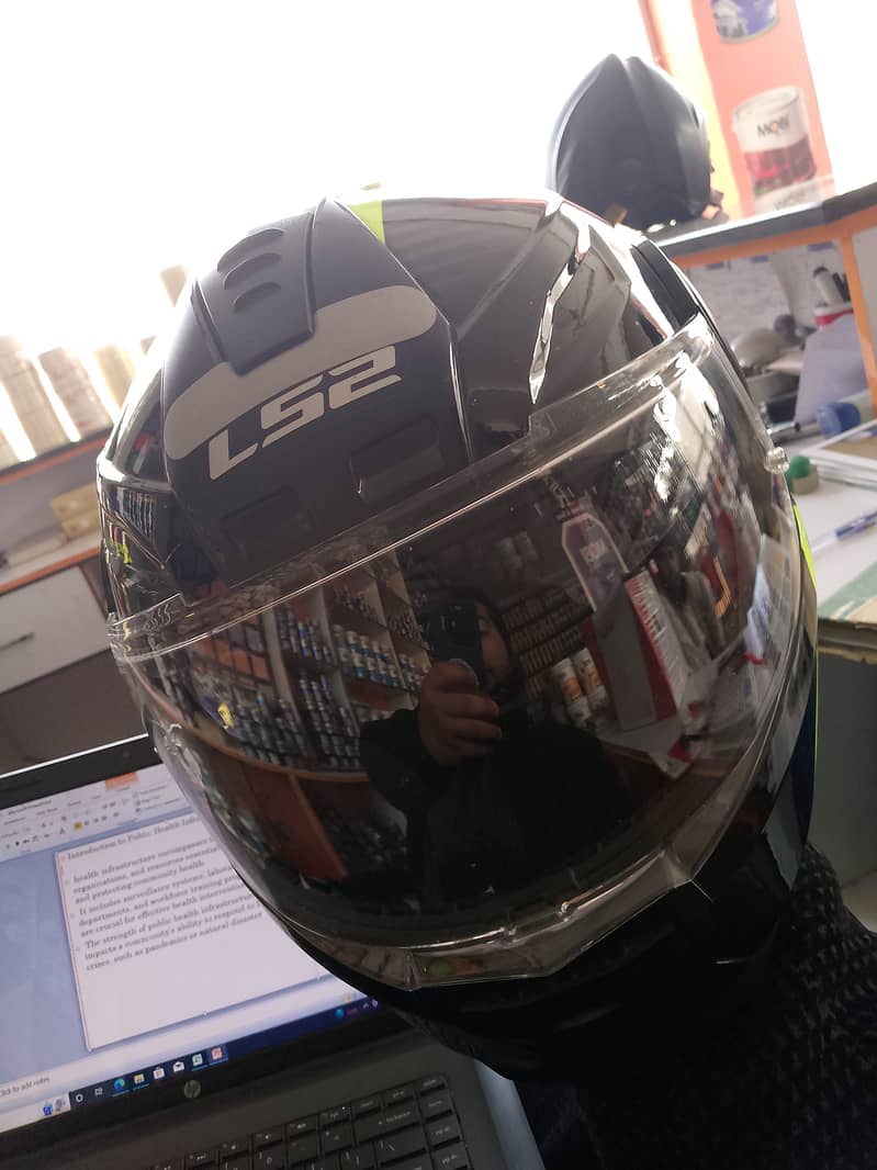 LS2 helmet 3