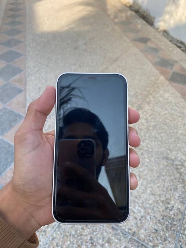 iPhone XR LLA Non PTA 10/10 converted 4