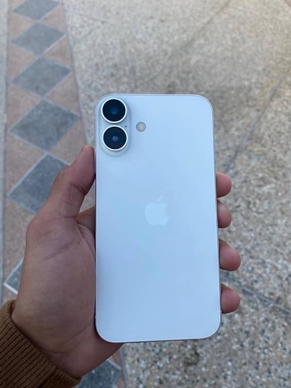 iPhone XR LLA Non PTA 10/10 converted 5